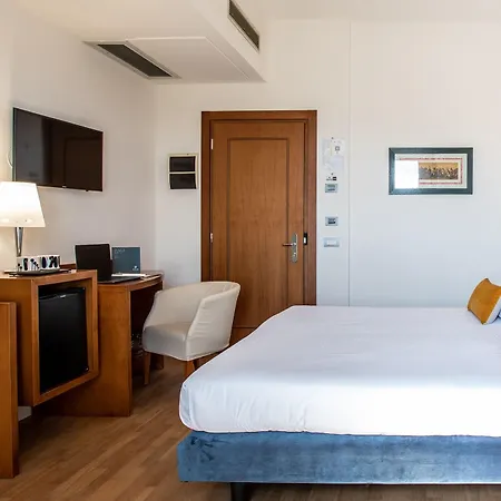 Hotell Dal Moro Gallery 4*