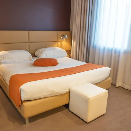 Hotell Dal Moro Gallery 4*