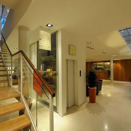 Dal Moro Gallery Hotel 4*