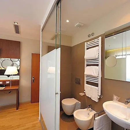 Dal Moro Gallery Hotel 4*