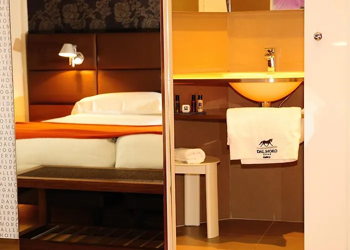 Dal Moro Gallery Hotel 4*